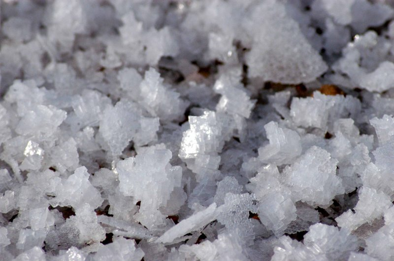 Природная минеральная соль. Поваренная соль минерал. Выварочная поваренная соль. Натуральная каменная соль. Соль природное ископаемое.